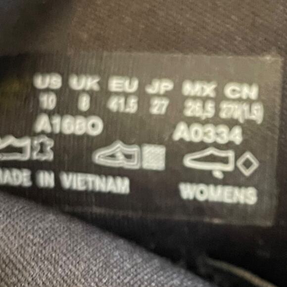 Women's 10 TIMBERLAND Dennett Ankle Boot in Black Leather and Nubuck Worn Once - Picture 13 of 13